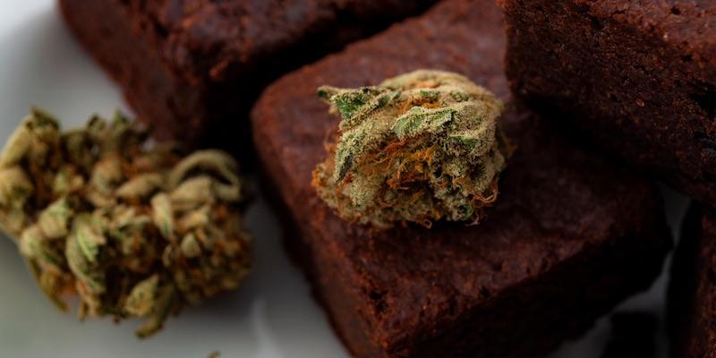 A cake made by weed